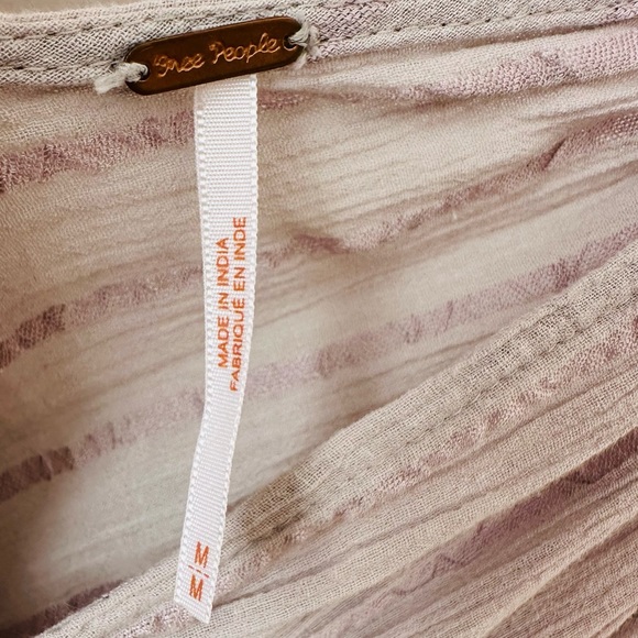 Free People Beach Emma Louise Mini
Lavender dress slip - Picture 7 of 8